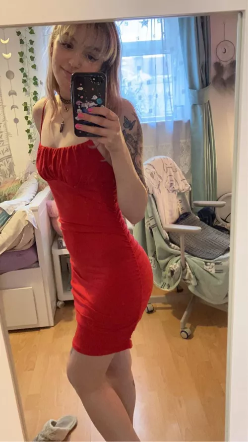 I love how confident I feel in this dress 🥰 (F) by gibbymoo