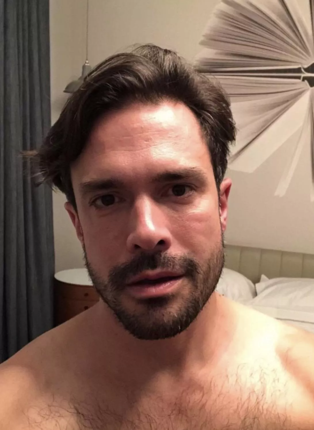 I’m new here, be nice 😊 posted by Cocktail-starfish