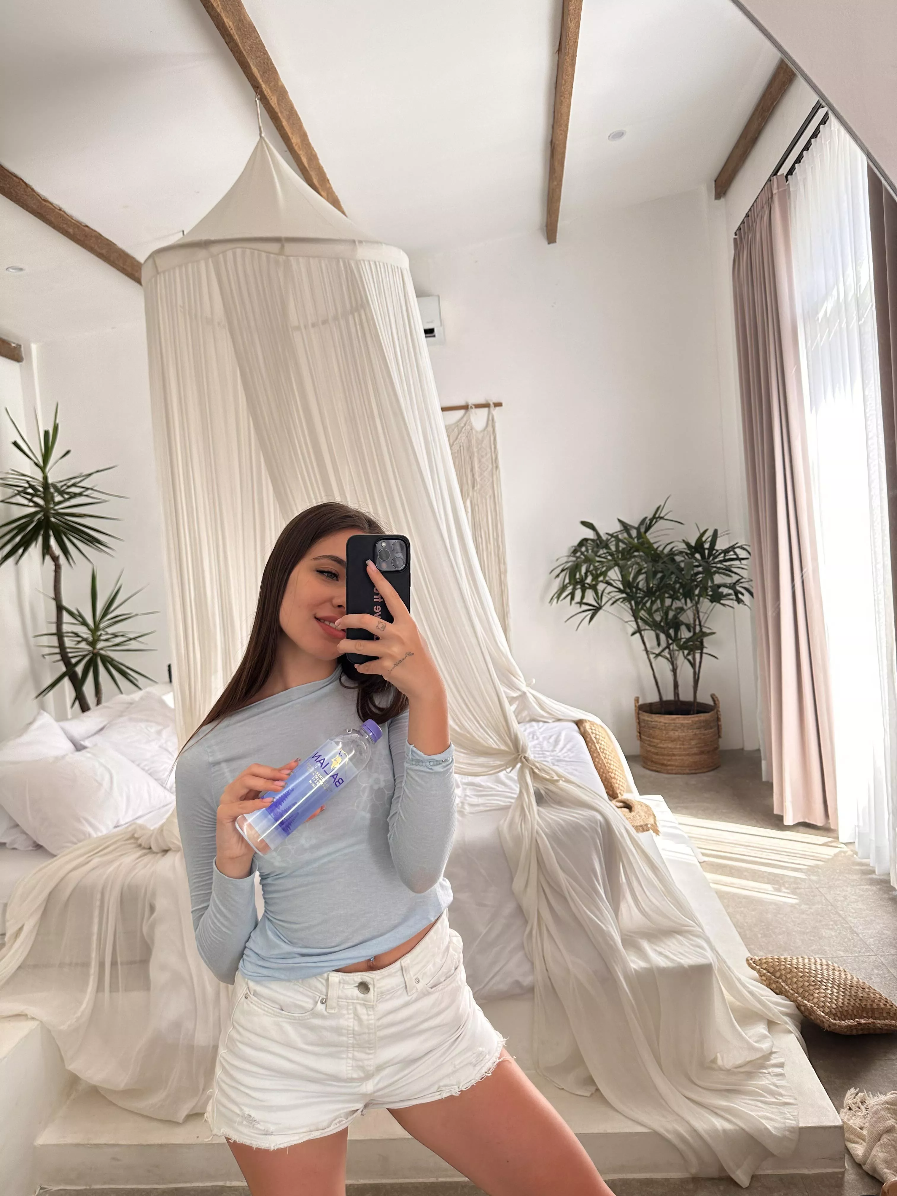 IUTR posted by SendNudesp