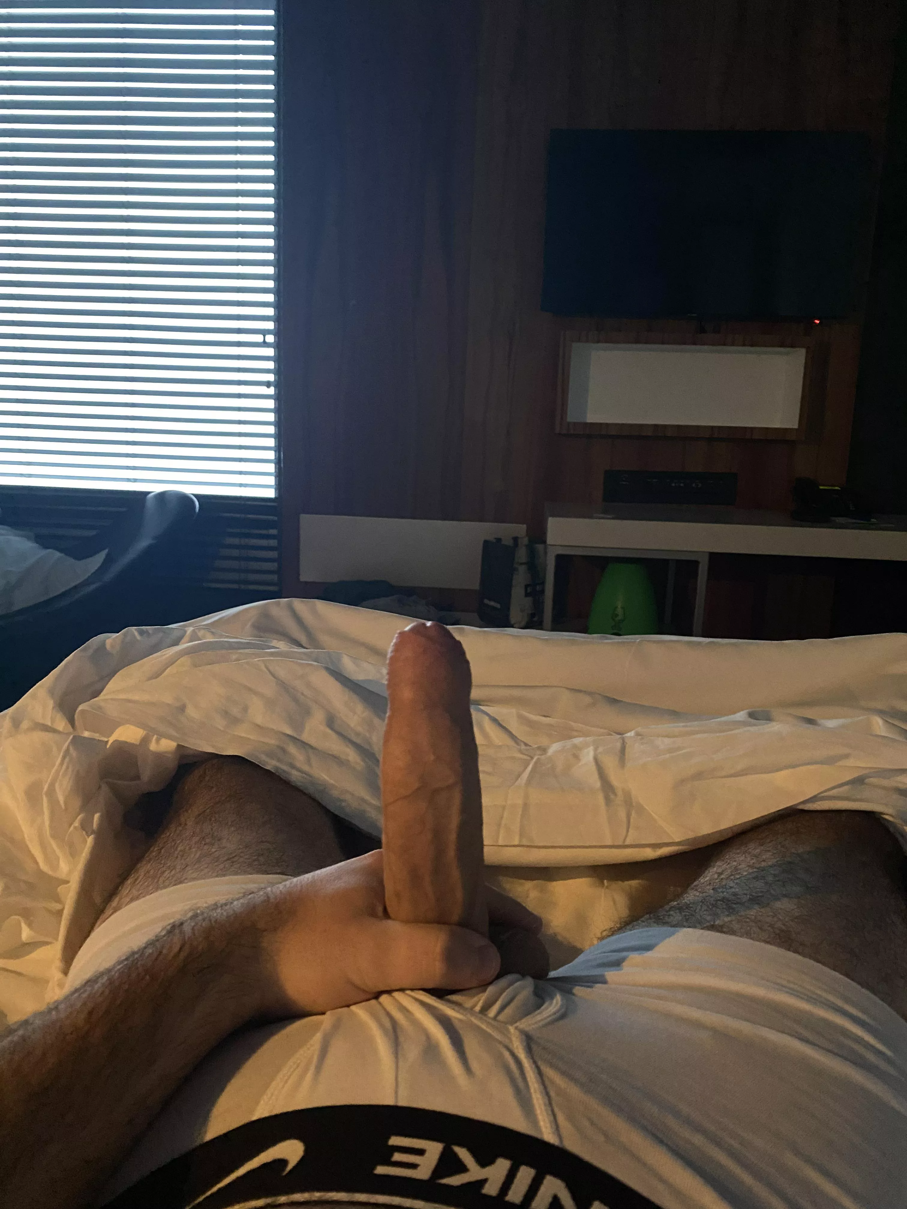 Morning wood 🪵 (25) posted by Qcboyyyy