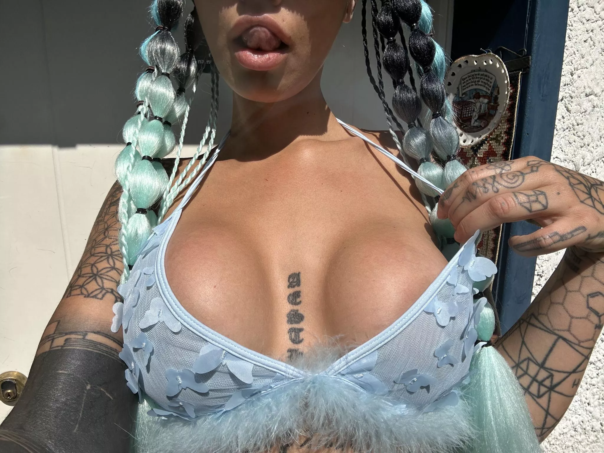 my babies looking delish posted by TrickVivid