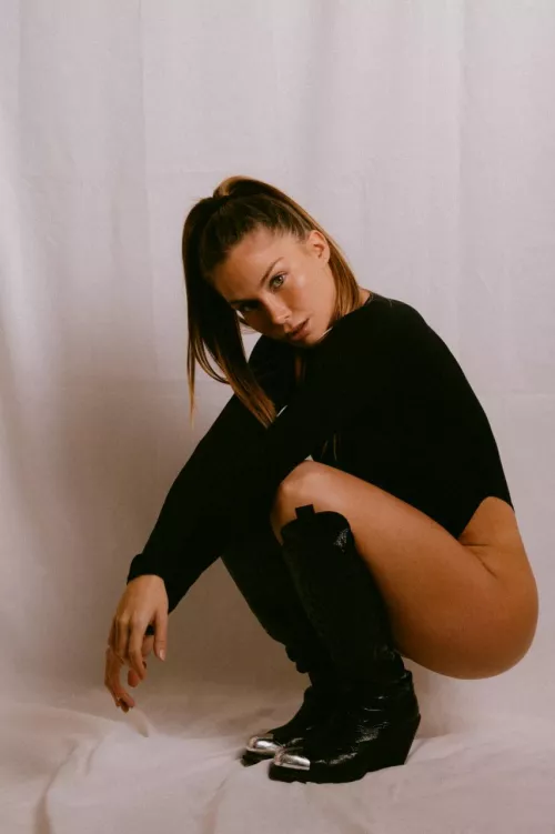 my kink is to send lonely old men my nudes, are you in? by thesophiarouge