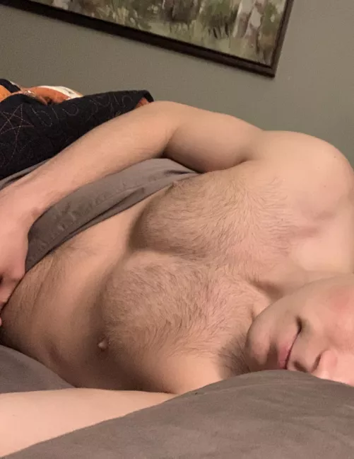 Need a hairy dude to cuddle up to 🐺 by SwitchJock69