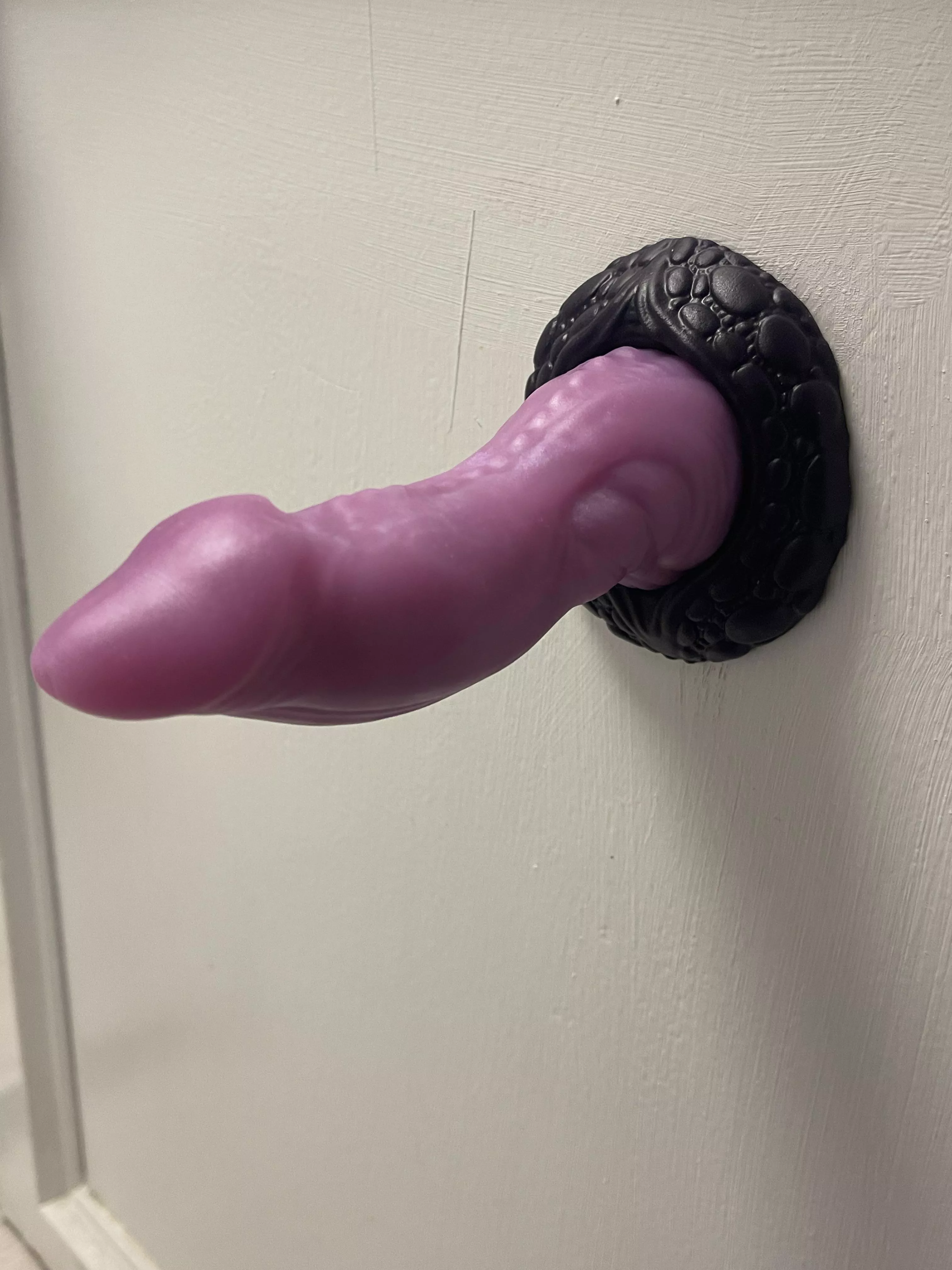 New bad dragon dildo 😁 posted by tayylortotttt-