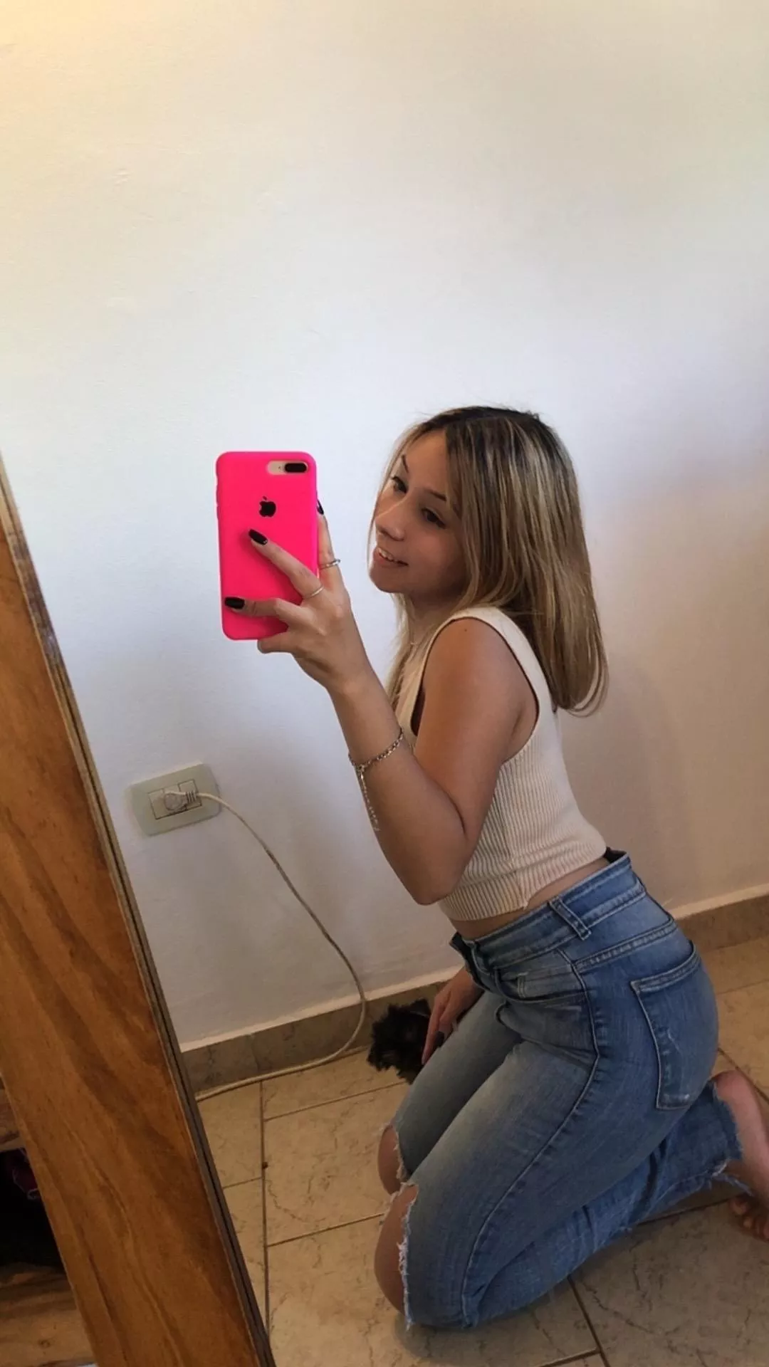 Short blonde IUTR posted by Honest_Illustrator54