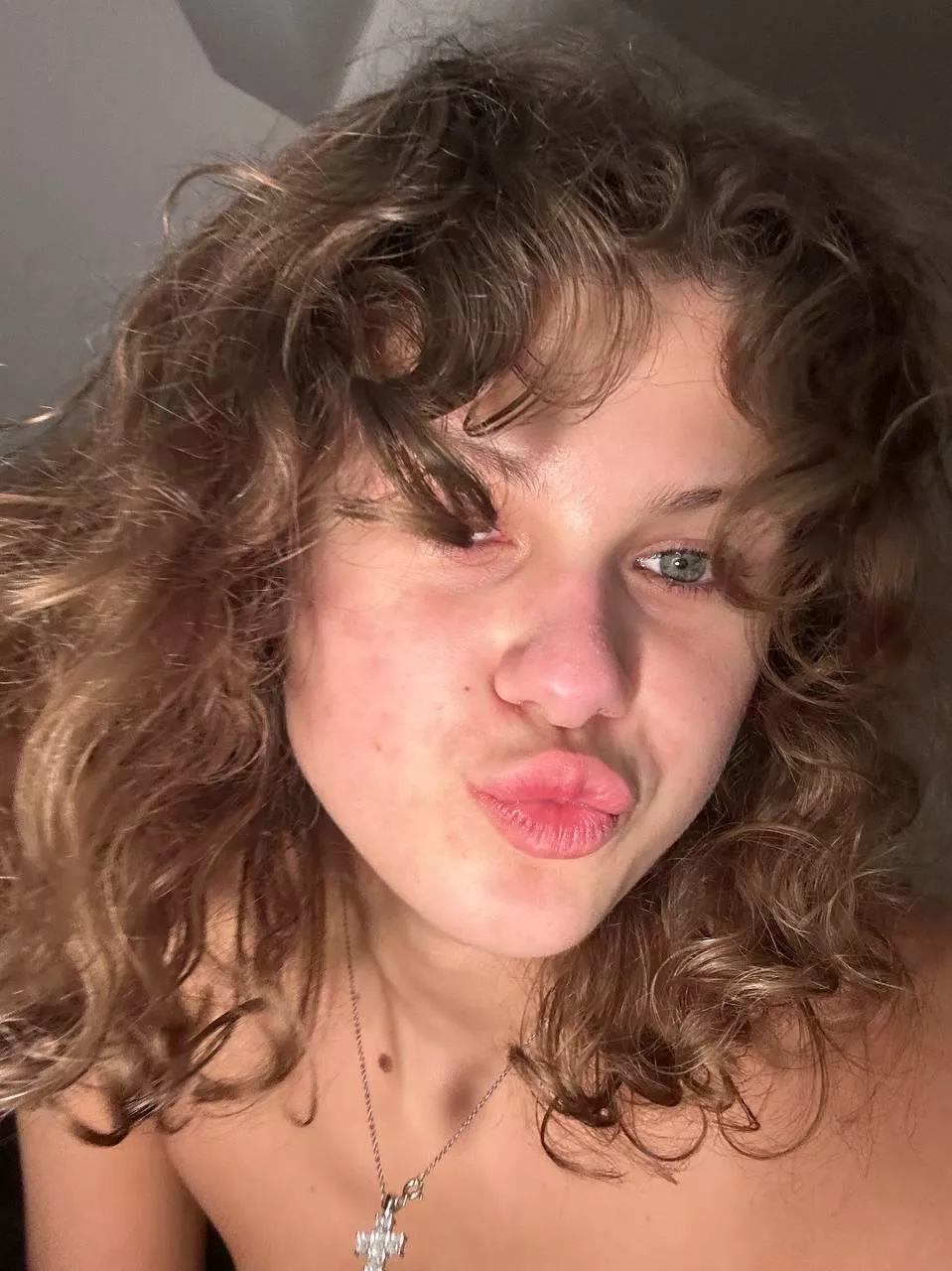 Where you gonna finish, in my mouth or all over my face ? posted by DiscussionSea7278