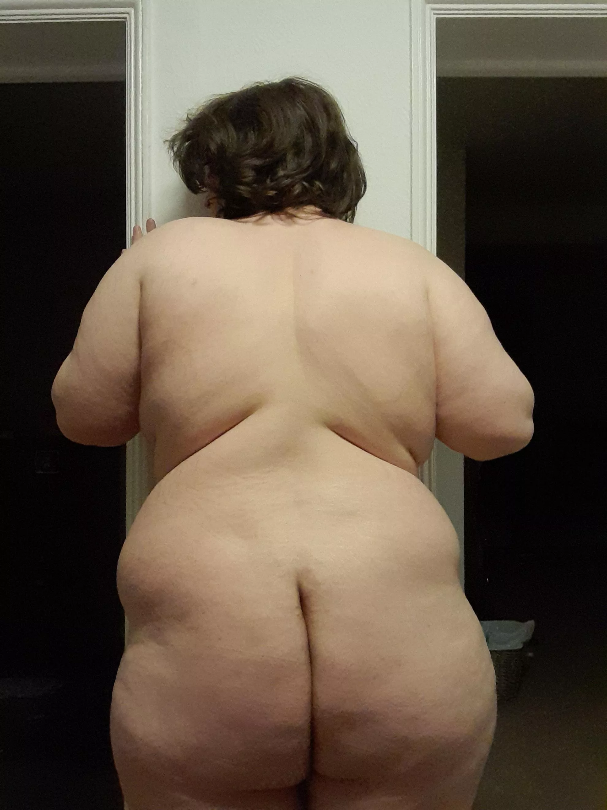 Who wants his face sat on? posted by fatguythrowaway6969