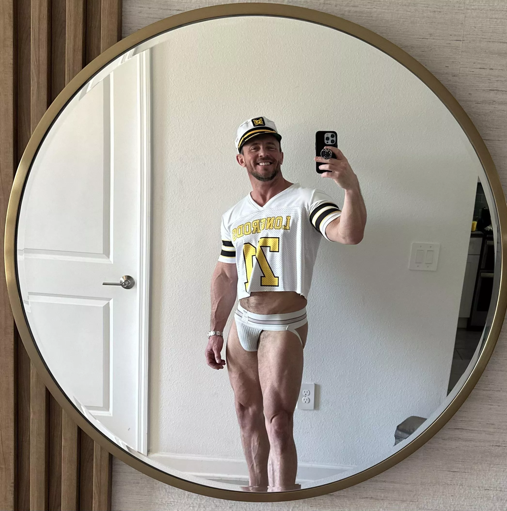 Who wants to meet me after practice? posted by joleecat