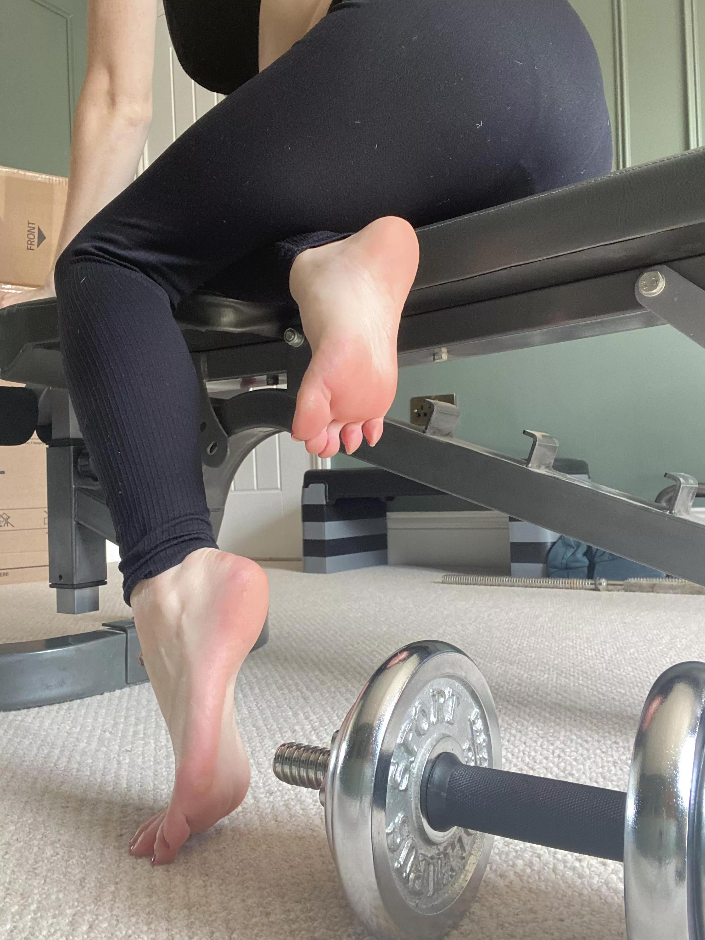 Would I distract you I we were in the gym together? posted by perfectlybarefoot