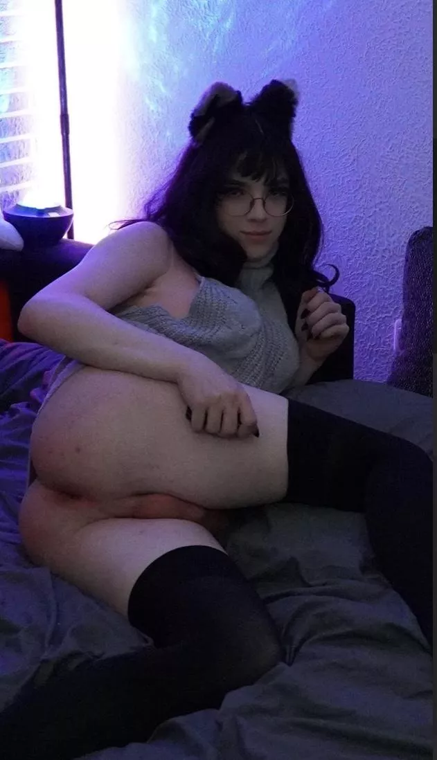 you know you want this girldick posted by LUCYQROW