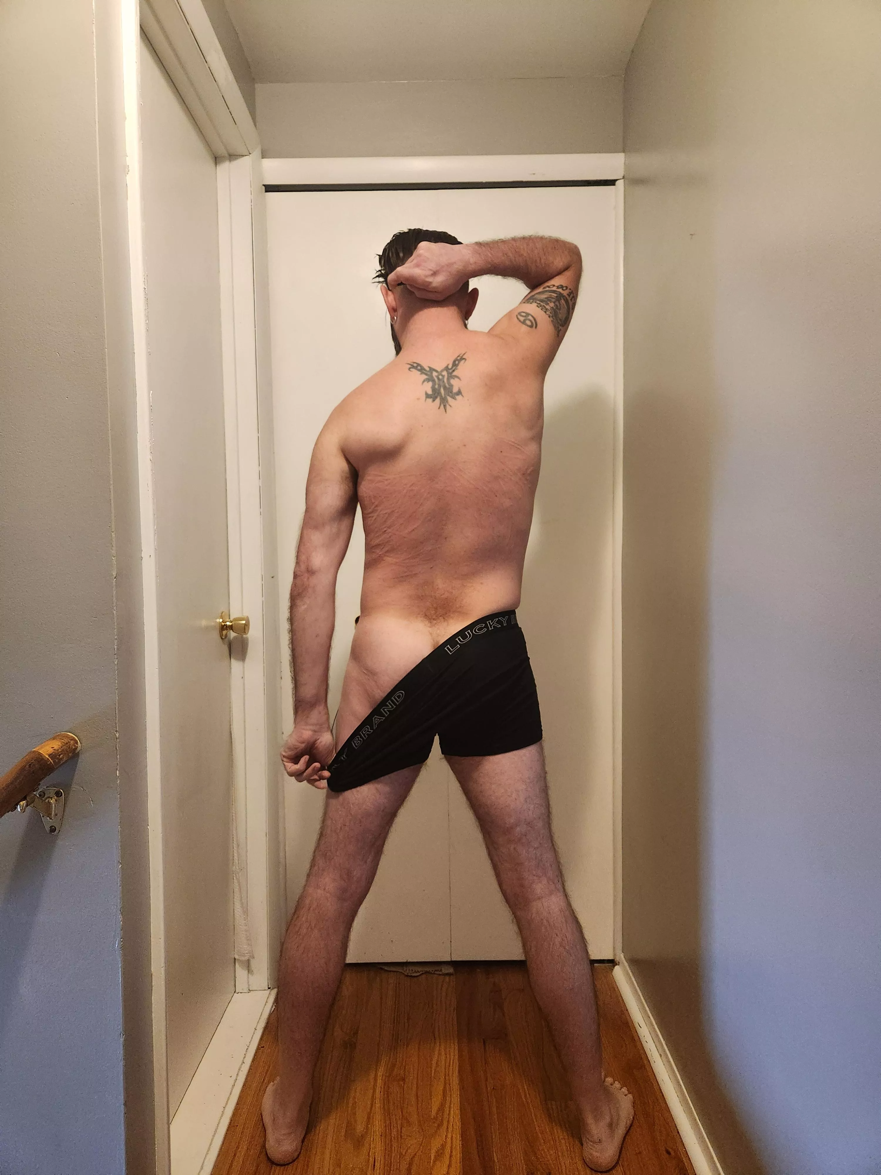 41 Daddy boxers, well booty posted by Zealousideal-Oil2534