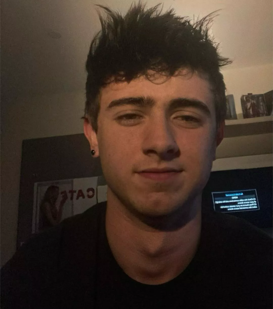 A pic that I felt confident in, sharing it here too 😎 posted by Meekocy