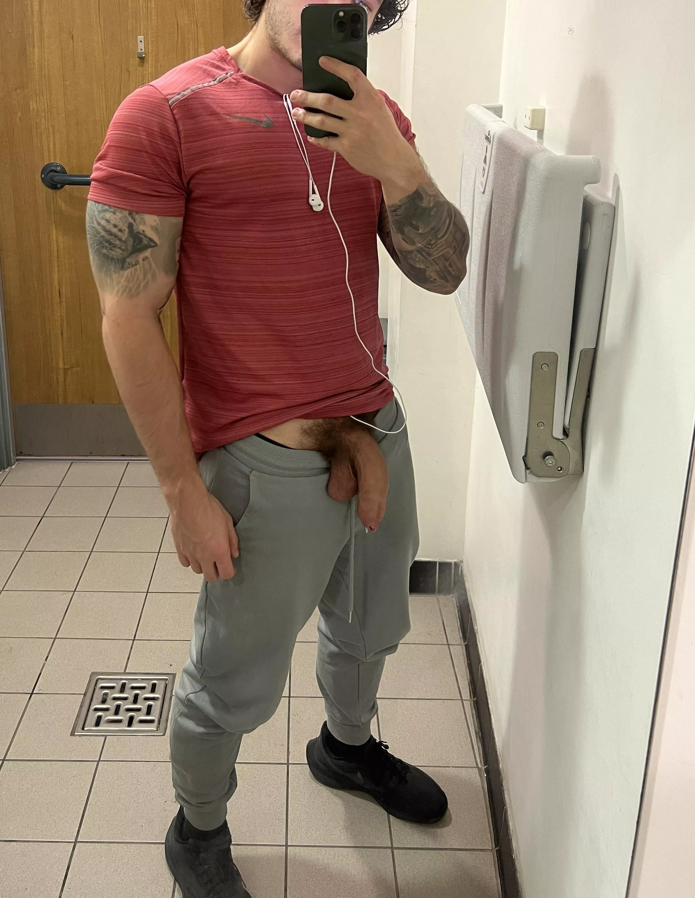 After gym pump posted by 1dollarscratchy