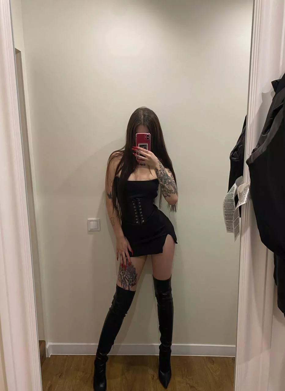 all balck posted by alice_magical