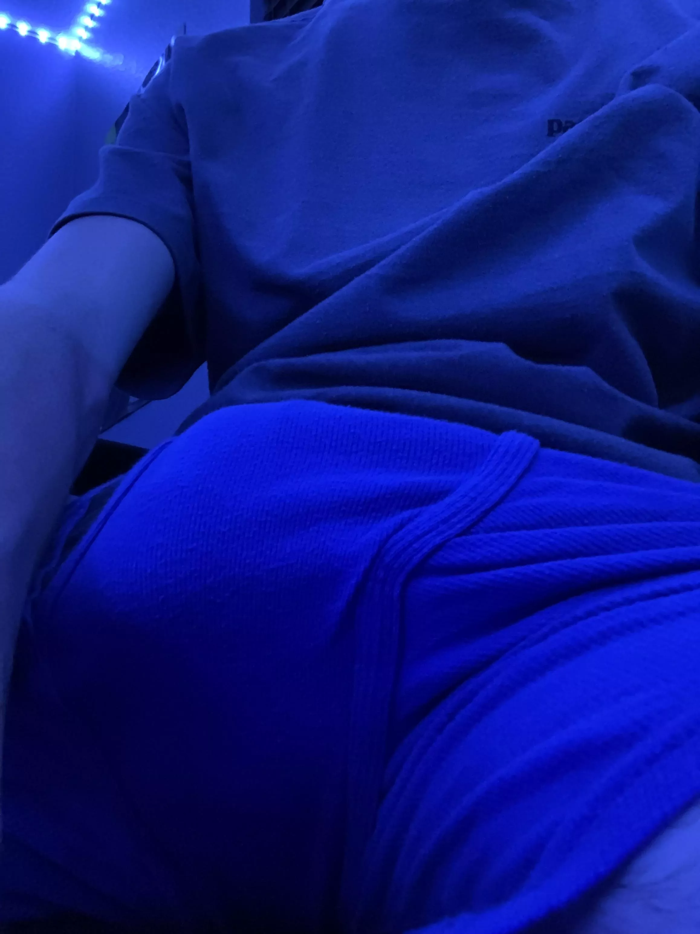 Blue 🔵 posted by nil23632_