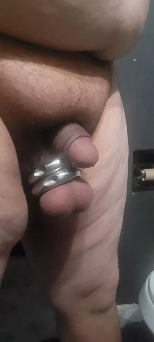 Can you give me this kind of squeeze? by user-unsure