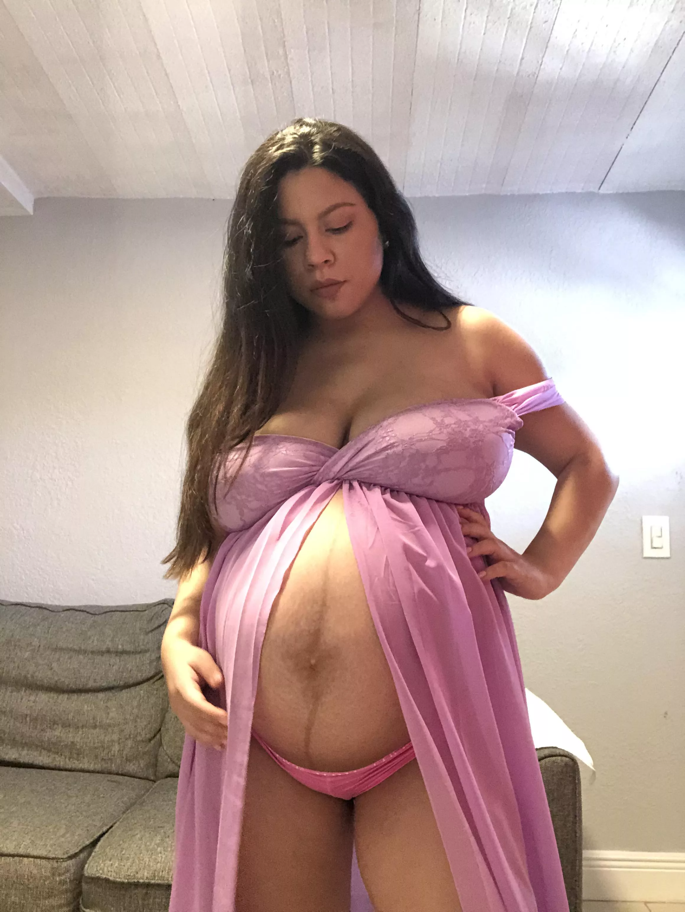 Can't wait to give birth! posted by feelzxo