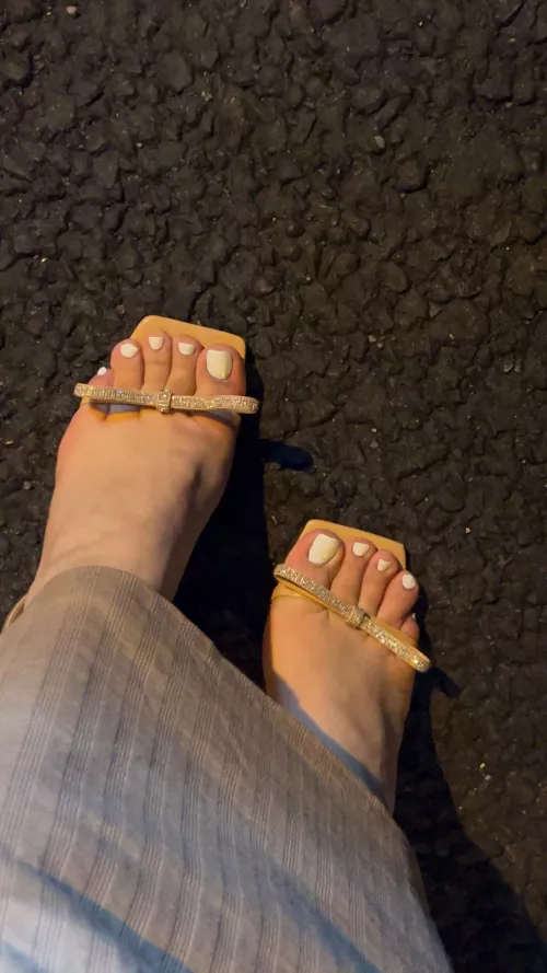 Come massage mistress’s feet😈 by Due_Horror9754