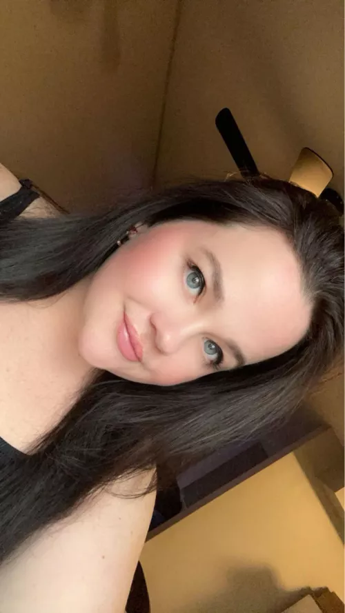 Daddy is neglecting me 🙄 let’s make him jealous by BratttySub