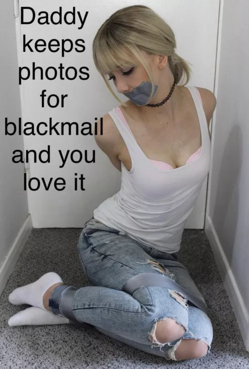 Daddy wont let me go<3 by sissyfinland0