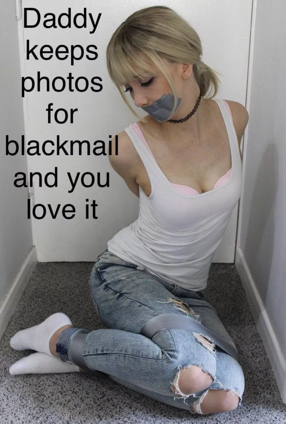 Daddy wont let me go<3 posted by sissyfinland0