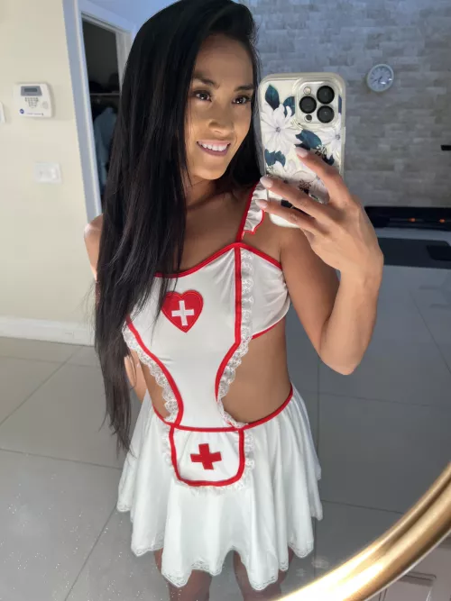 Do I look approachable? by sunshinesinaxo