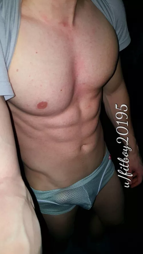 Fitboy huge dick. You like to suck or fuck by fitboy20195