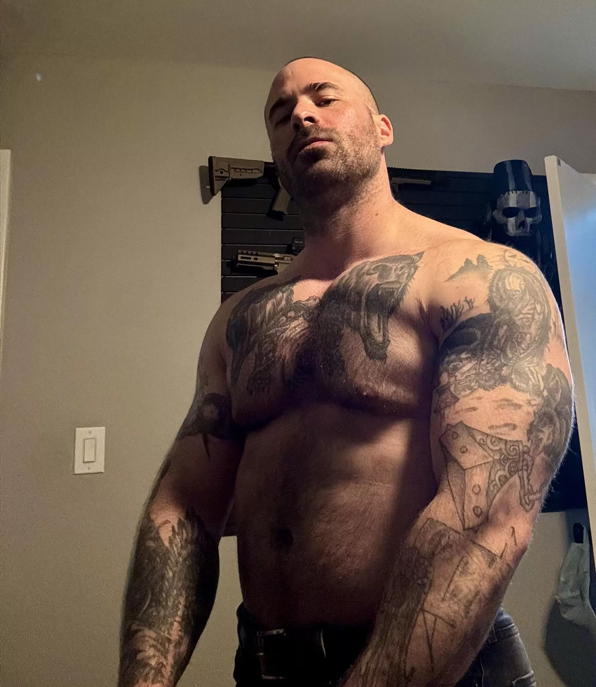 Good morning 💋 posted by Ardcoremeat