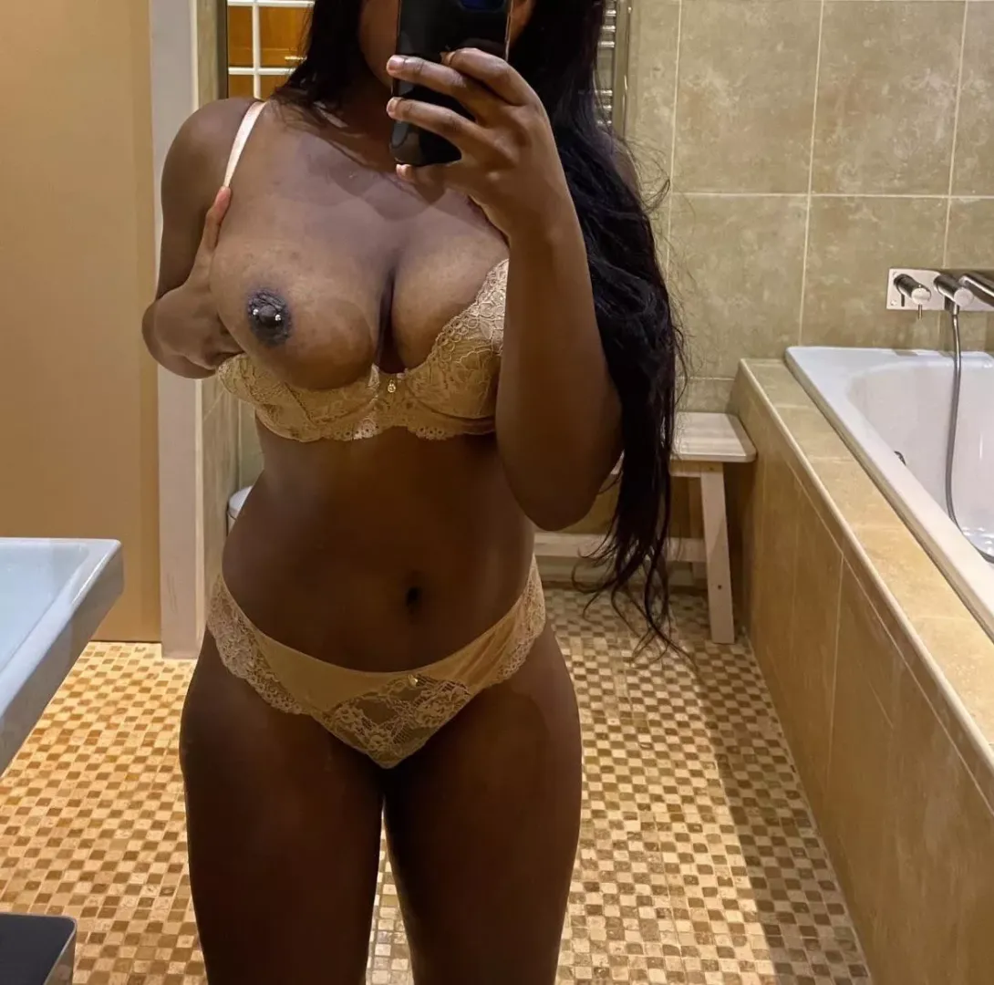 Hey do you like my tit? :) by YourAfricanDelight