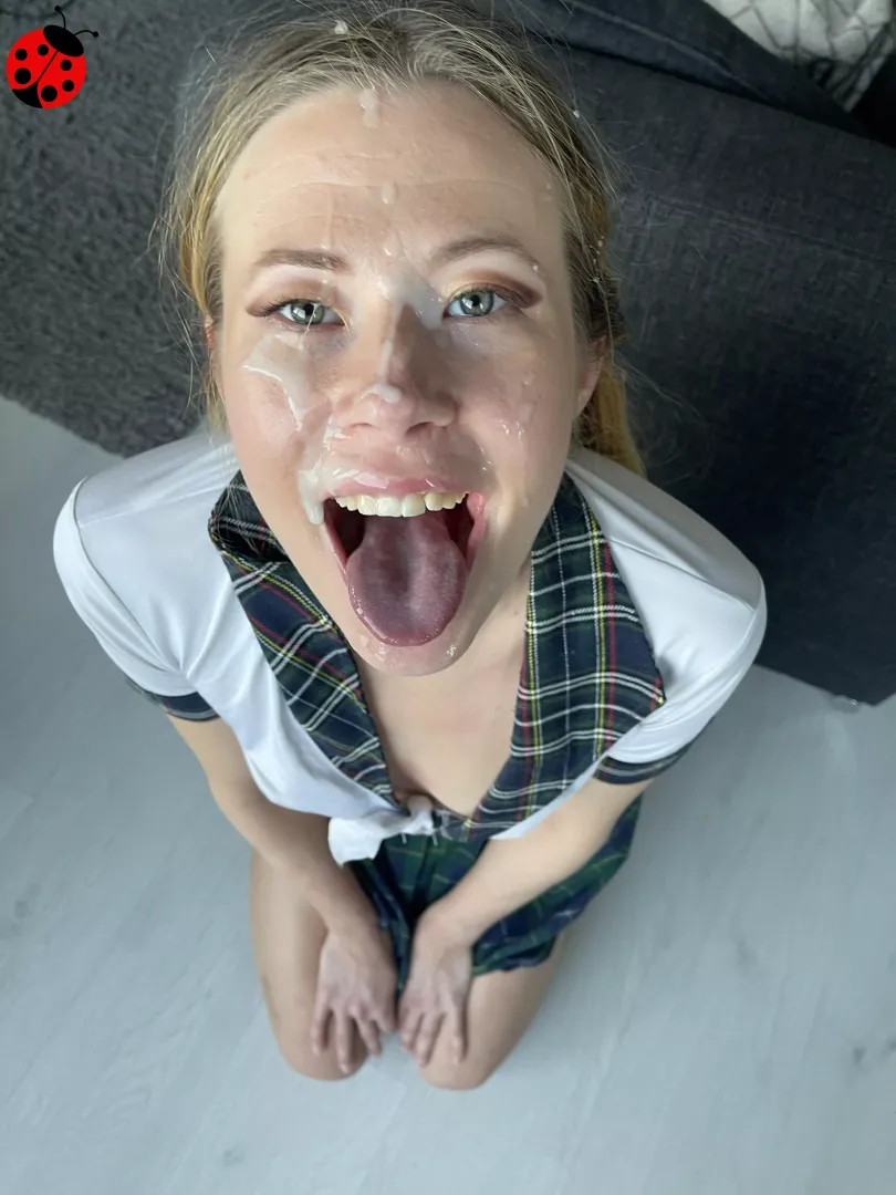 I love the taste of teachers cum by EmilyTheLadybug