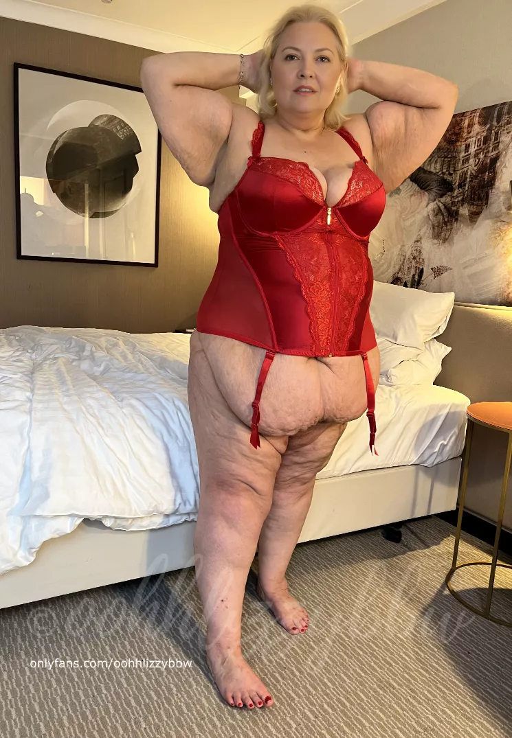 I'm told my bingo wings are very sexy. Do you agree? posted by oohhlizzybbw