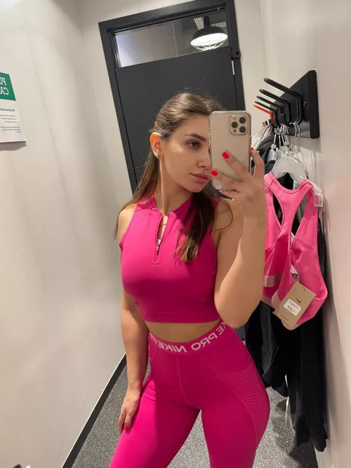 Is this color perfect for jogging outside? by thebestgirl2323