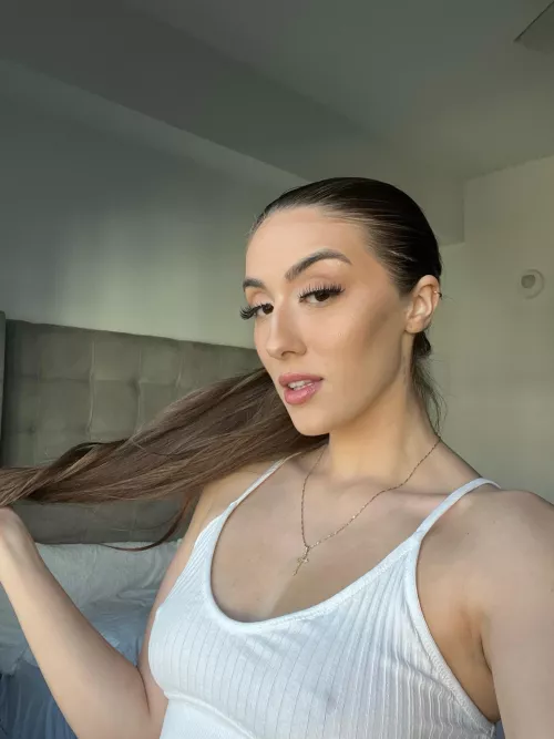 IUTR by Glamour_Girly