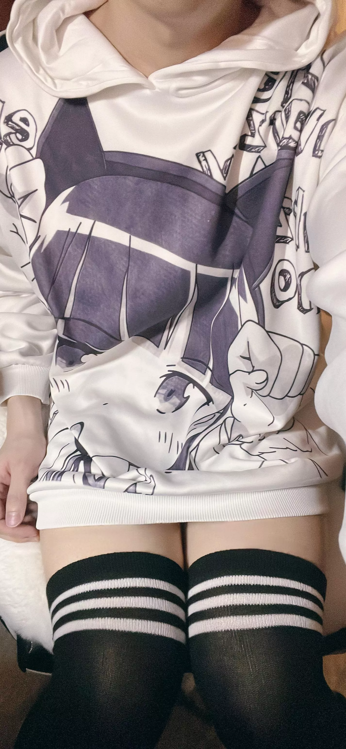 Love thigh highs posted by tarte_lemon