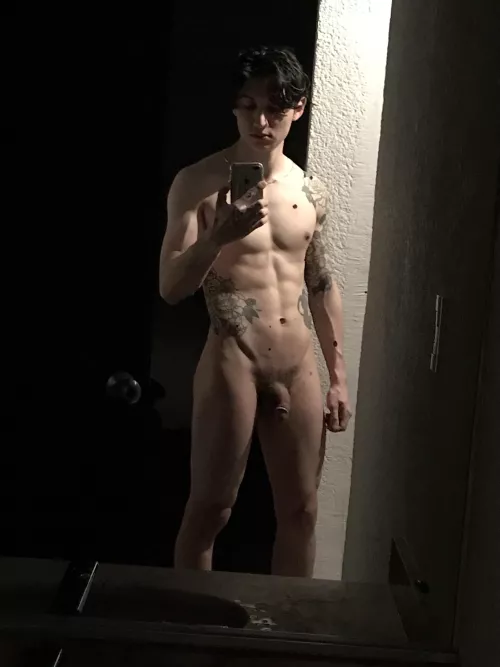 M29 5’10 69kg used to be super skinny by soapillusion