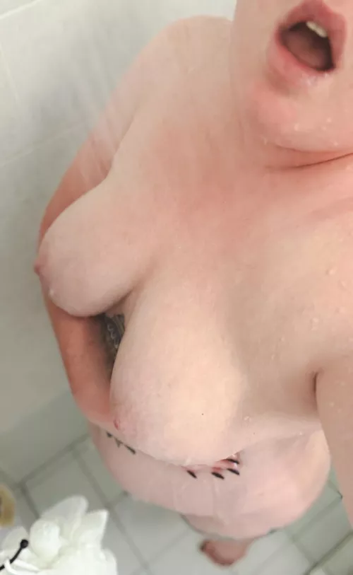 Nothing more relaxing than a good shower 🥰 by GracieDaze