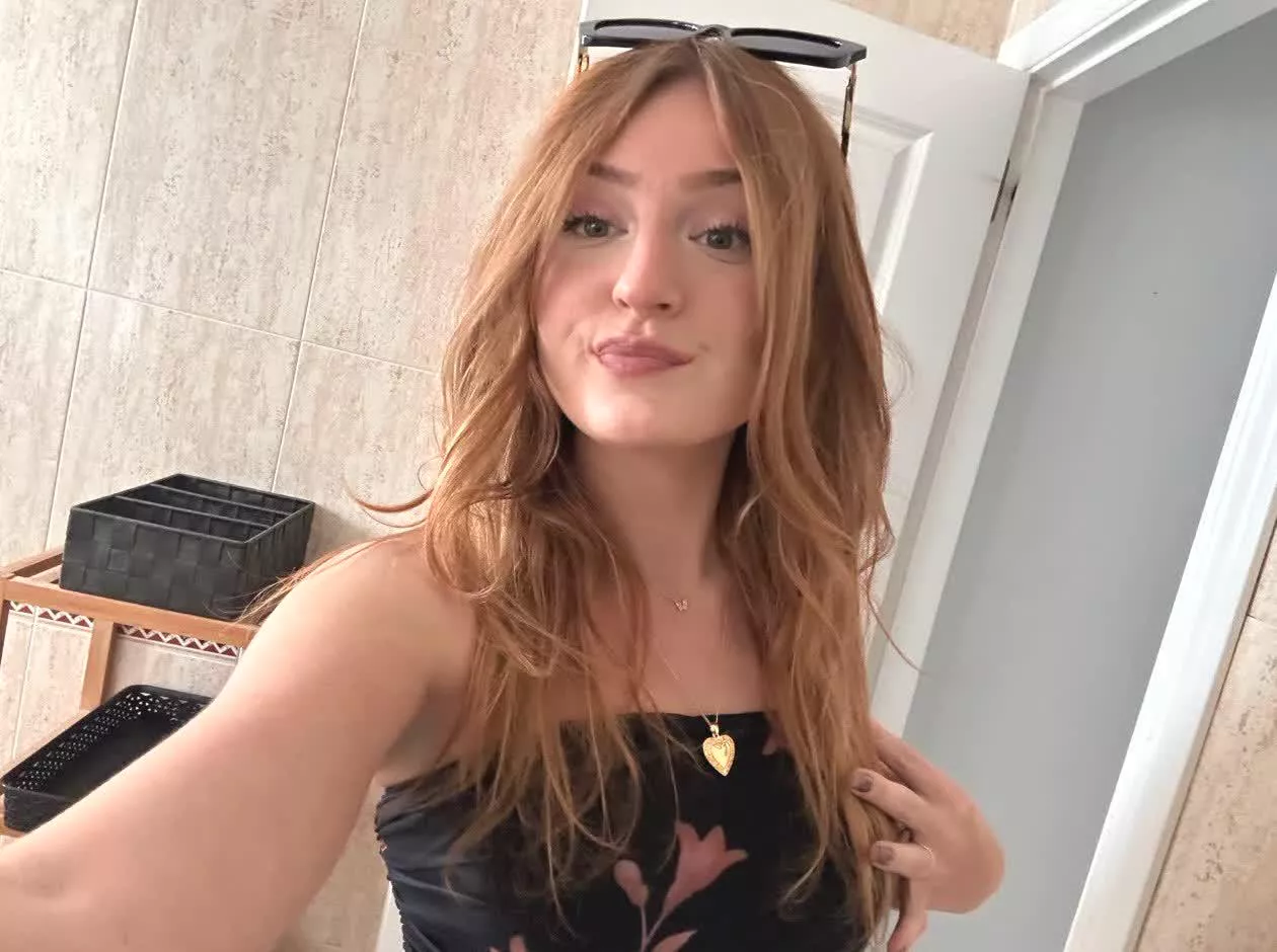 The girl next door posted by gloriasilk