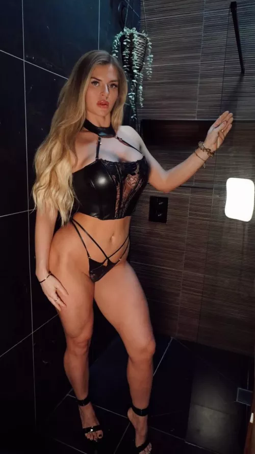 What's your favorite part of the woman body (F) by Fragranap