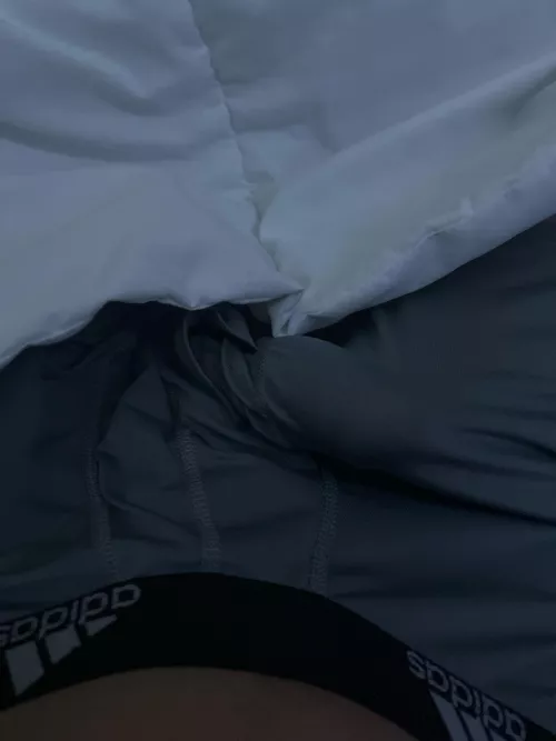 Who’s up rn that wants to jerk m18 🤫 by Few-Bodybuilder-9173