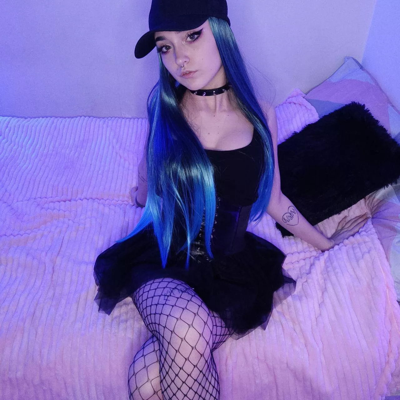 Would you let me ride your cock? posted by EBAHLITA