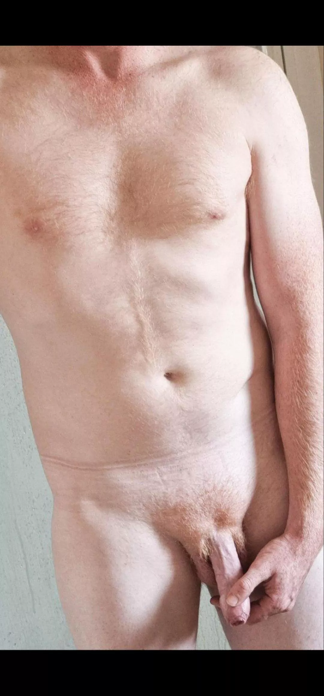 28M DMs open posted by Redheadguy14