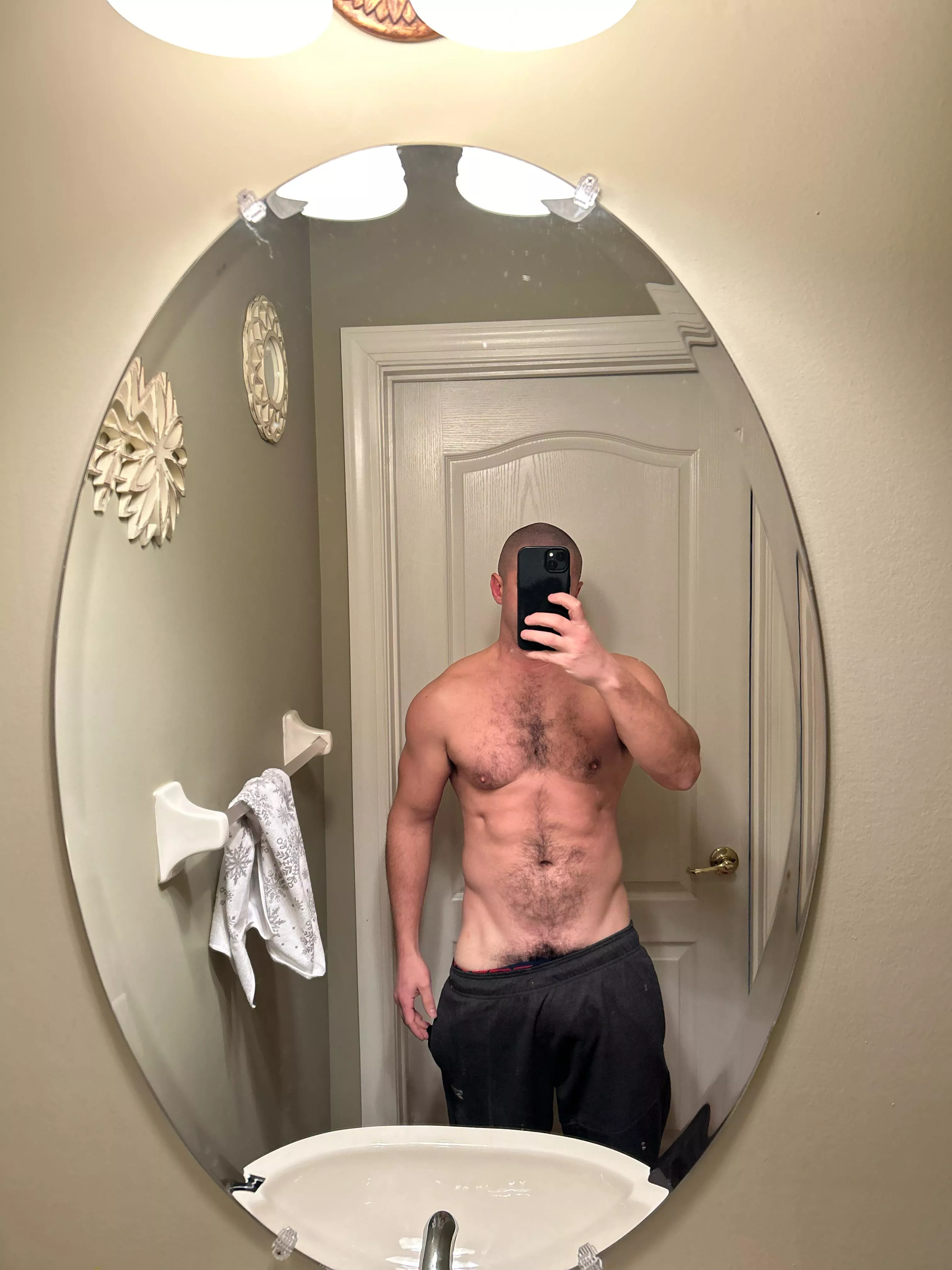 35 top for younger sub btms. Fems a plus. Snap brad_jones9276 posted by jimmyj123h