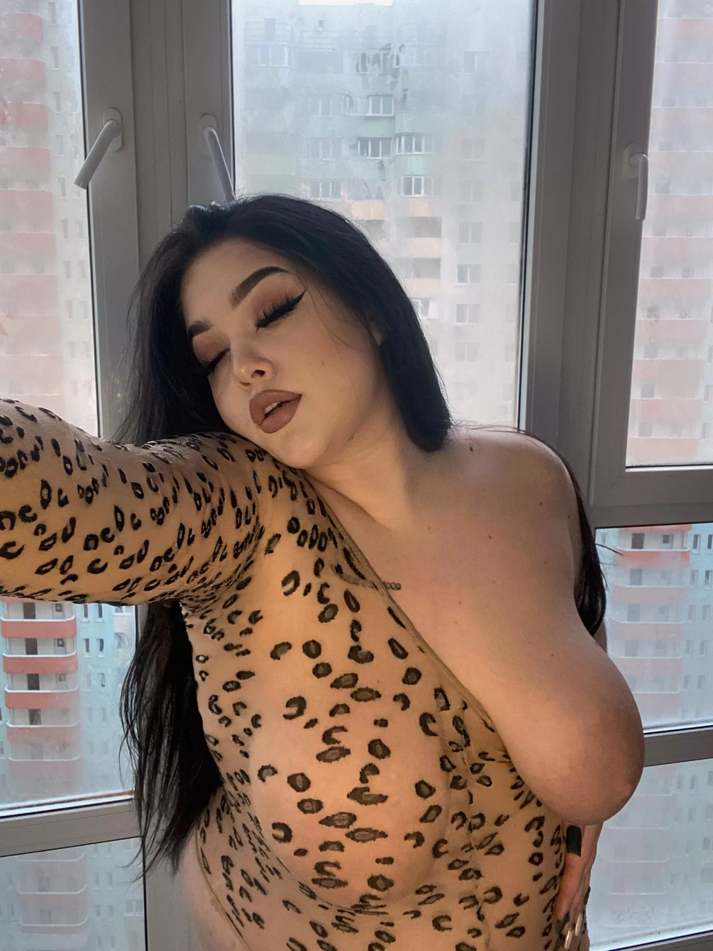 as soon as you look at my breasts, I'm happy and horny posted by plumbdaddy3