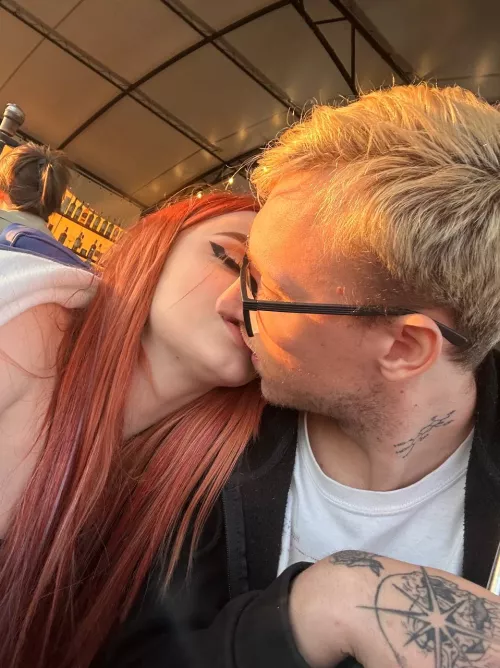 Cheating on my boyfriend with the first guy I meet at the mall in my town. F20 by __CandyLola__