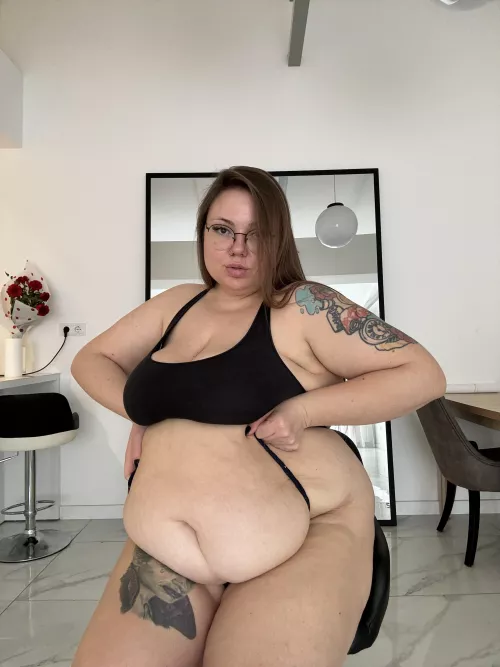 Do u like bellyfetish? by Alicemarsovabbw