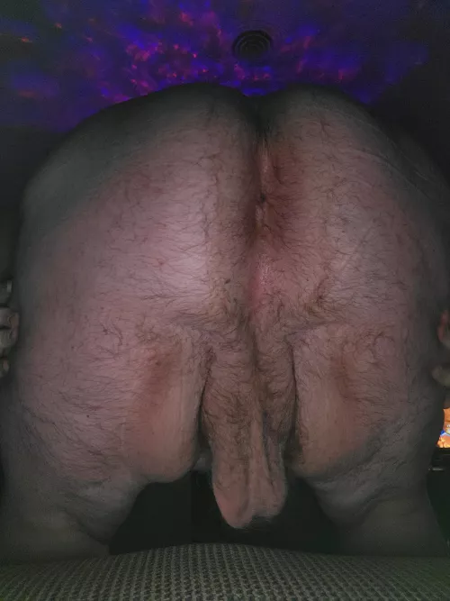 Do you have a place for me to sit 😏 by chubbub112