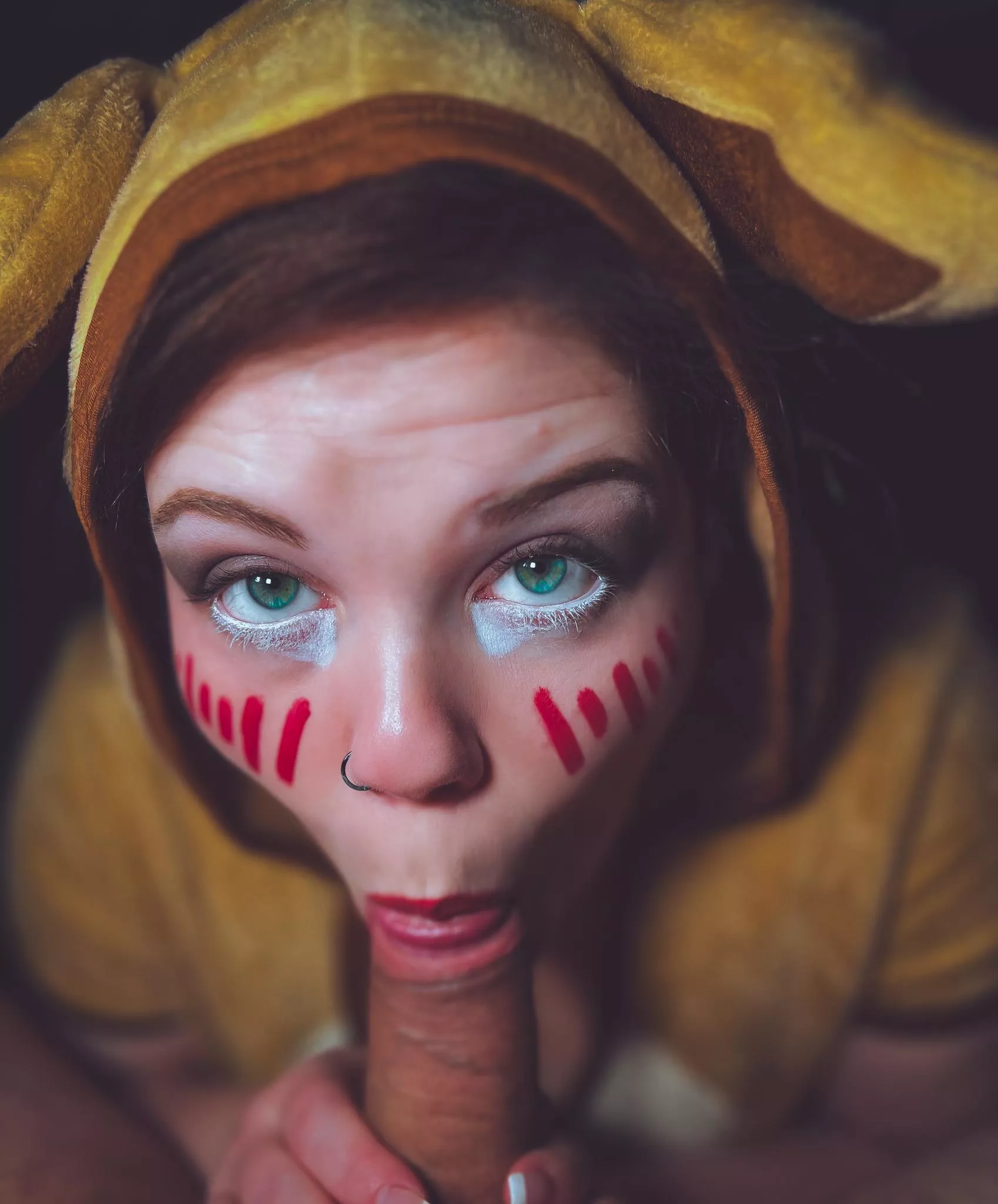 Full Service Mouth aiming to please [IMAGE] posted by Kindlenark