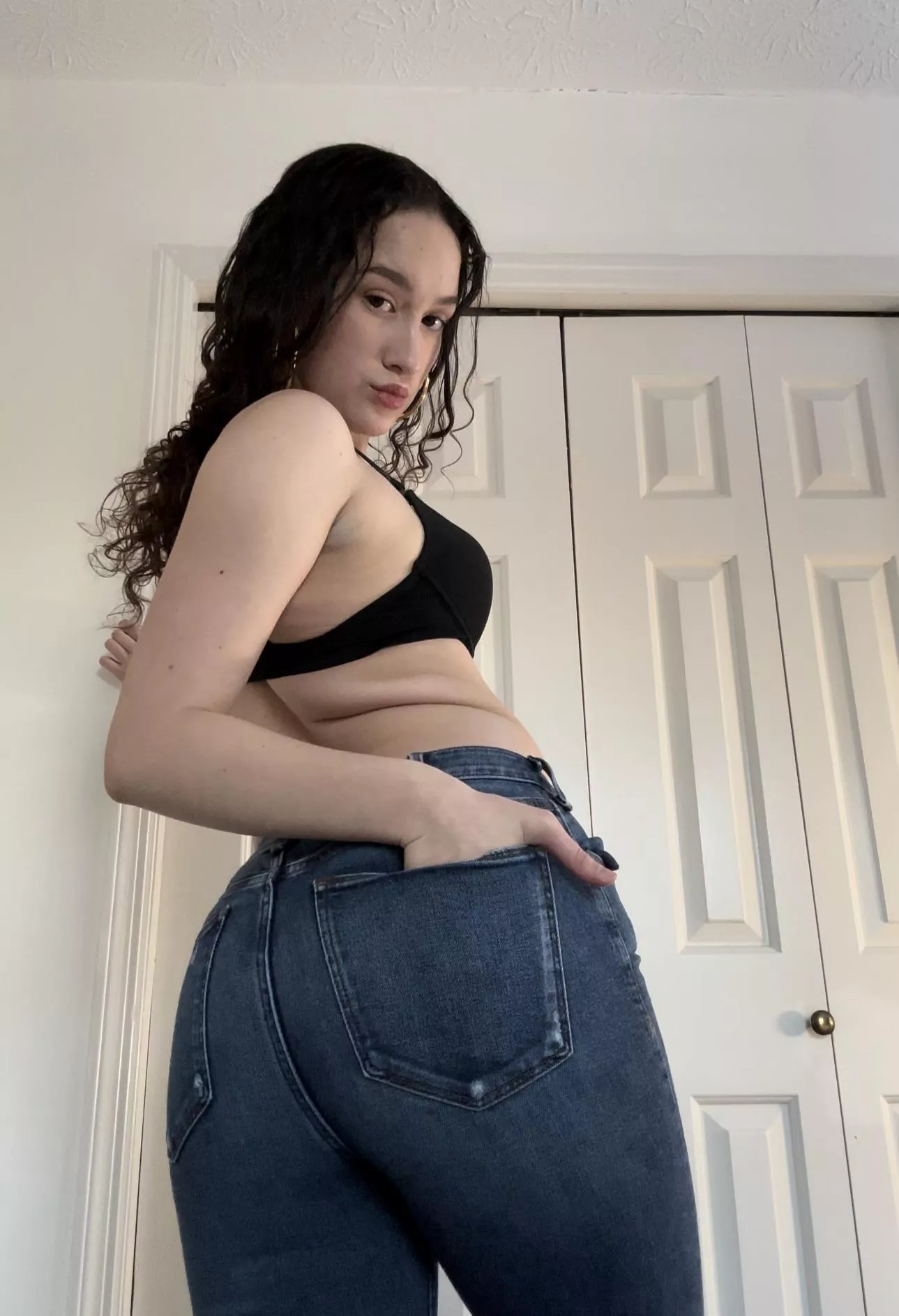 How do I look in jeans ? posted by Relative-Baby4332