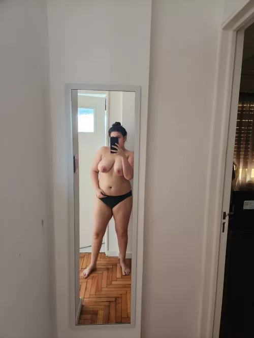 I fell sexy by seeing myself naked at the mirror by abbysweet_