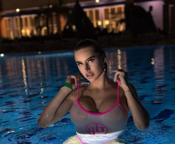 I look like a strict, inaccessible girl, but in fact, if you have a penis larger than 13 cm, then you suit me) by BentStacirway